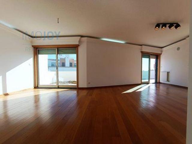 Apartamento alugar em Oeiras, Lisboa