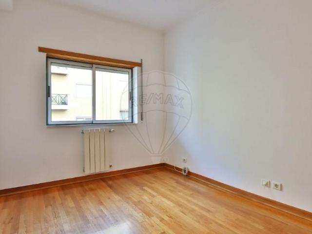 Apartamento alugar em Nova Carnaxide, Oeiras