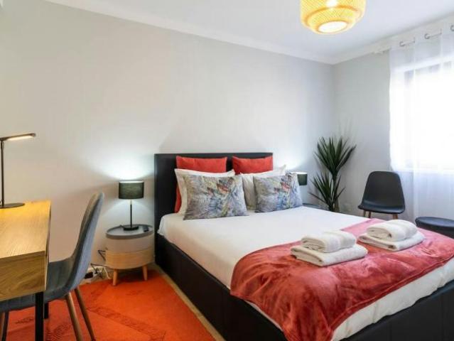 Apartamento alugar em Porto, Lordelo Do Ouro