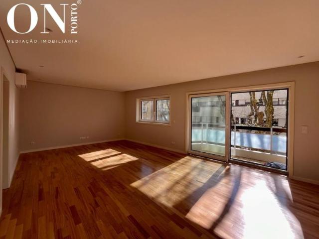Apartamento venda em Porto, Aldoar