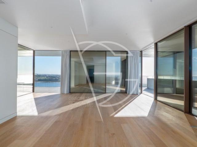 Apartamento venda em Porto, Aldoar