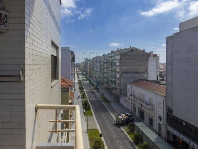 Apartamento alugar em A Ver-o-mar, Porto