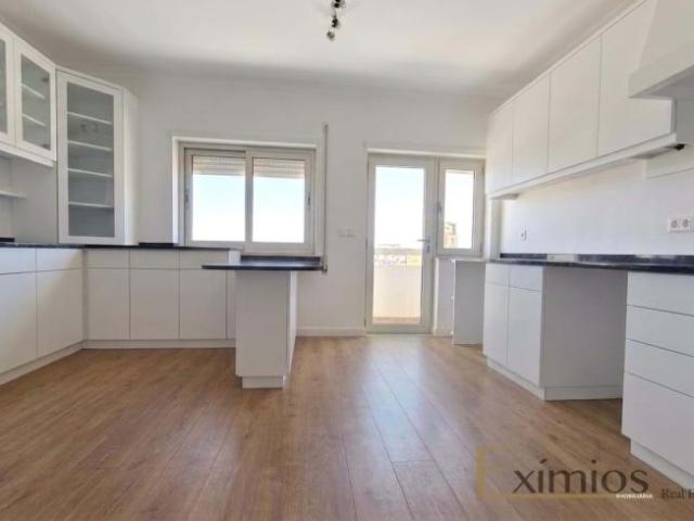 Apartamento venda em A Ver-o-mar, Porto