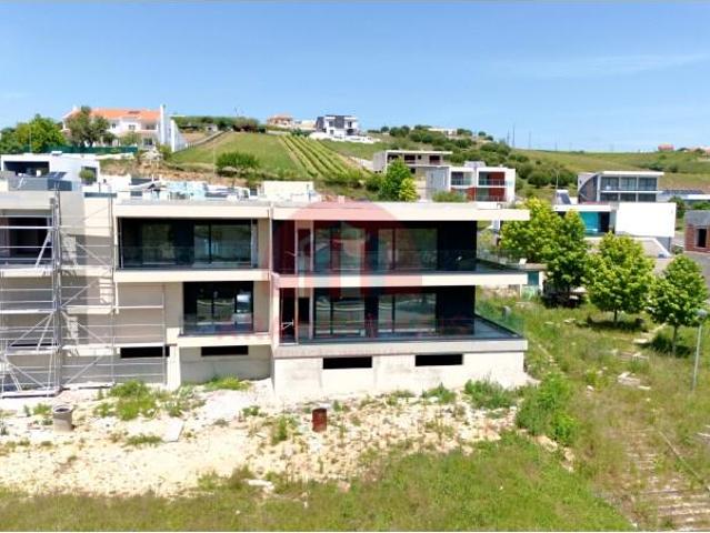 Apartamento venda em Varatojo, Torres Vedras