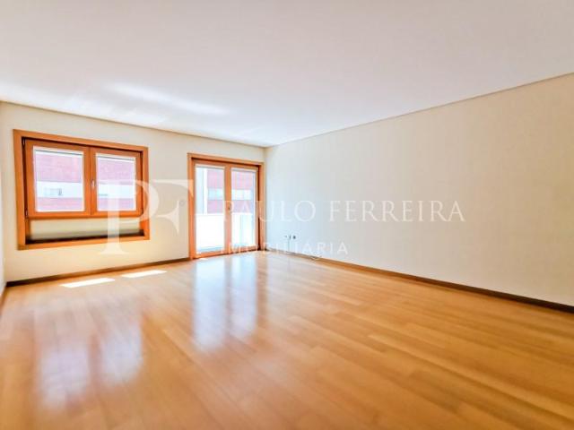 Apartamento alugar em Vila Nova De Famalicão