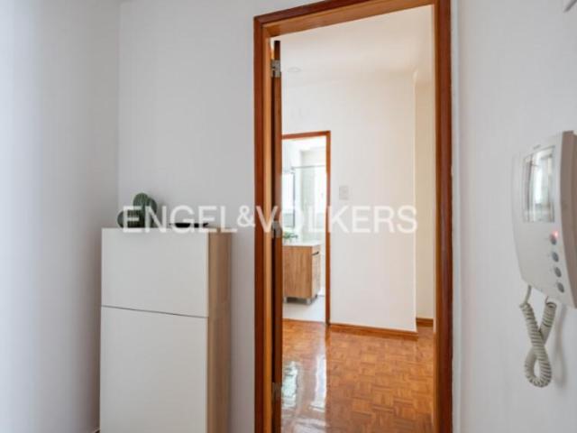 Apartamento alugar em Bairro de Santa Cruz de Benfica, Lisboa