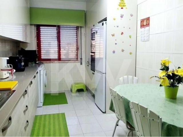 Apartamento venda em Loures