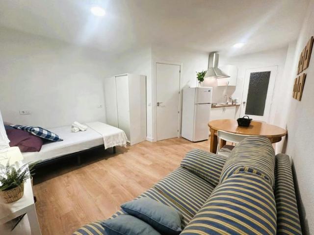 Apartamento en alquiler en Distrito V, Alcalá De Henares