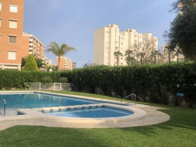 Apartamento en alquiler en Alicante, Valencia