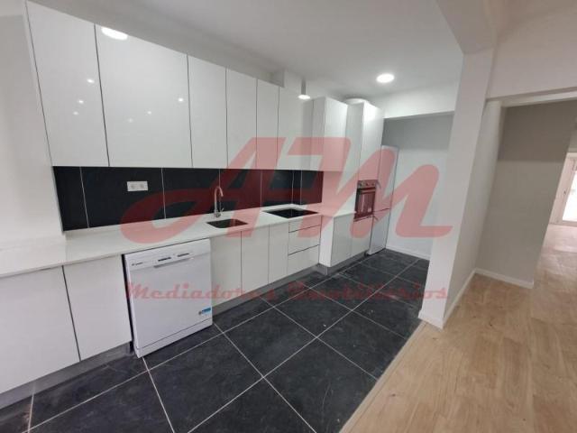 Apartamento venda em Amadora, Lisboa