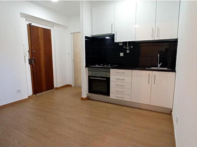 Apartamento alugar em Amadora, Lisboa