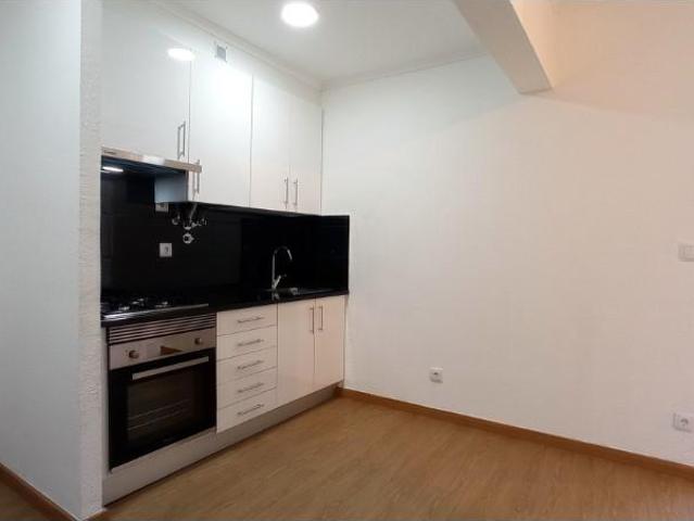 Apartamento alugar em Amadora, Lisboa