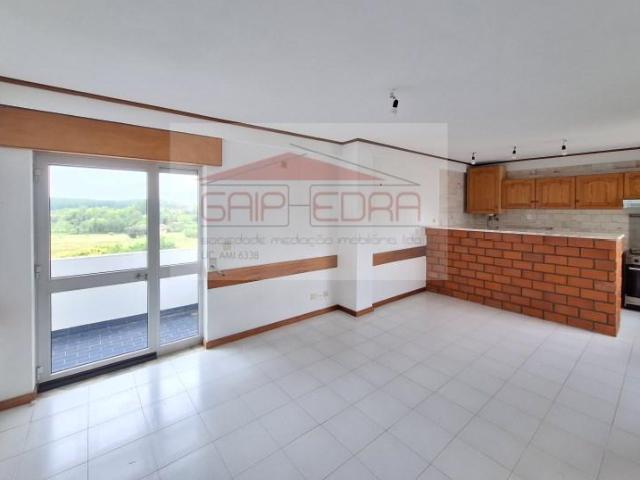 Apartamento alugar em Aldeamento São Paulo, Anadia