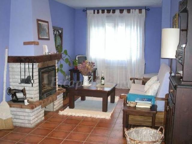 Casa en alquiler en Belmonte De Miranda
