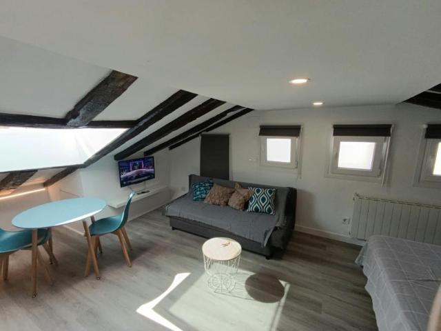 Apartamento en alquiler en Burgos, Los Pisones