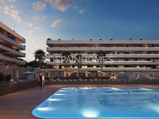 Piso en venta en Los Pacos, Costa del Sol Occidental