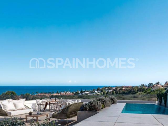 Piso en venta en Castillo de la Duquesa, Costa del Sol Occidental