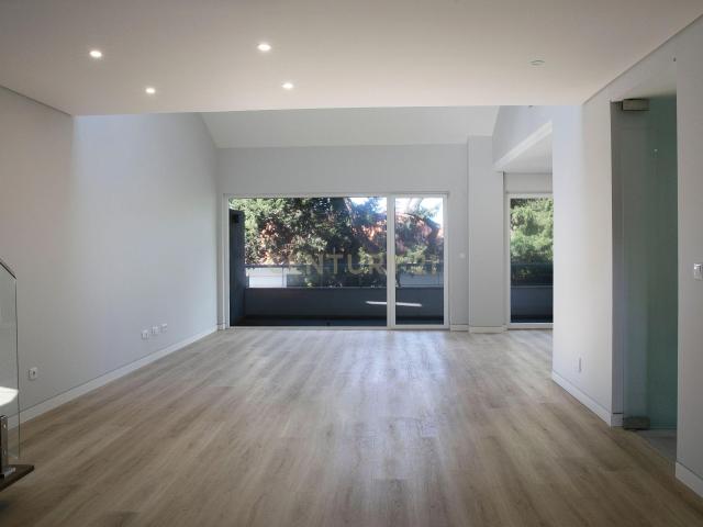 Apartamento venda em Carcavelos, Cascais