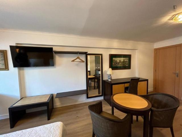 Apartamento alugar em Bairro 18 de Maio, Oeiras