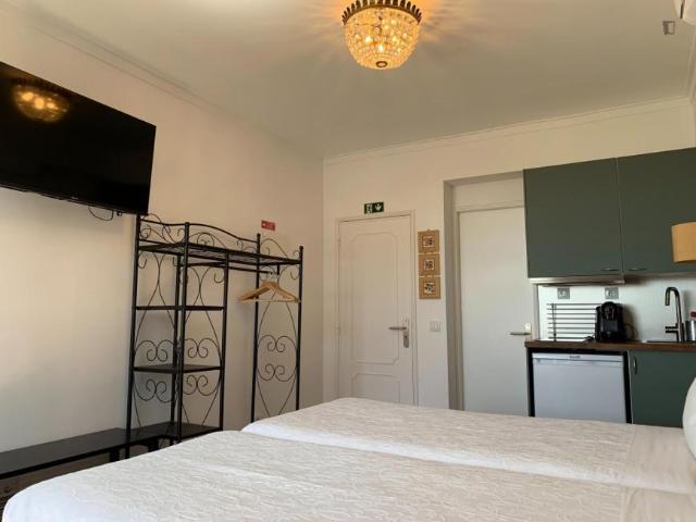 Apartamento alugar em Bairro 18 de Maio, Oeiras