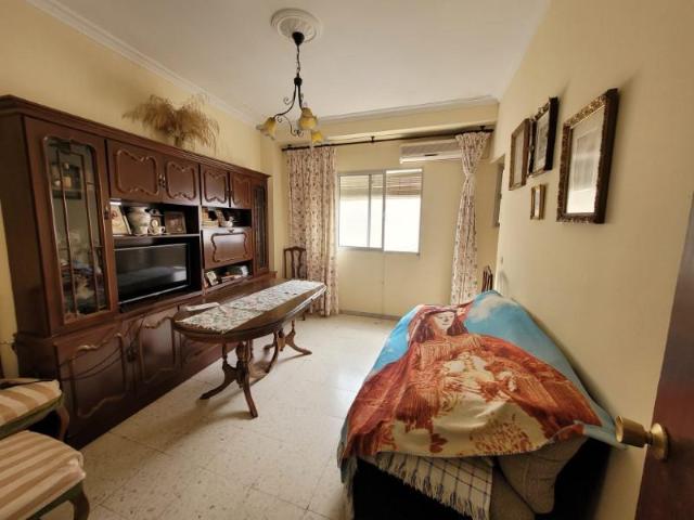 Apartamento en venta en Morón De La Frontera, Andalucía