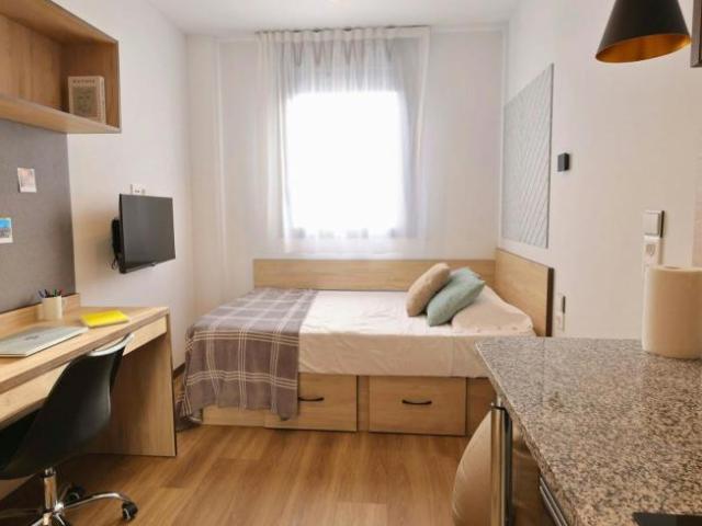 Apartamento en alquiler en Segundo Ensanche, Iruñerria