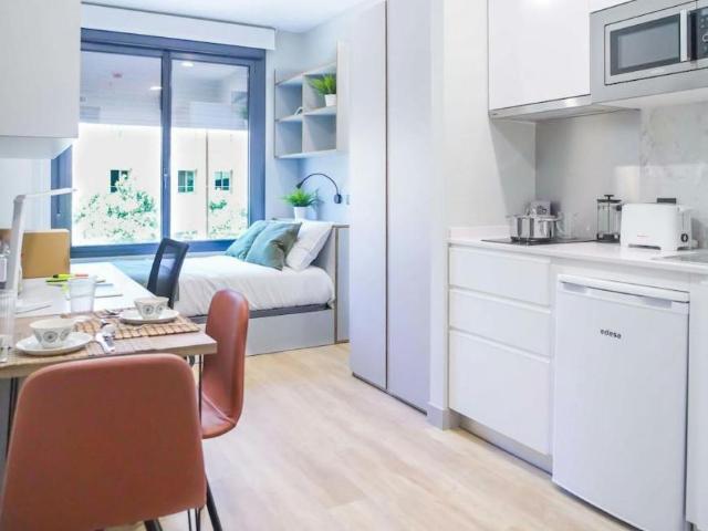 Apartamento en alquiler en Nervión, Sevilla