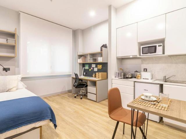 Apartamento en alquiler en Nervión, Sevilla