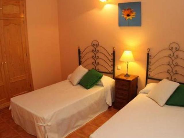 Casa en alquiler en Torrejón El Rubio, Extremadura