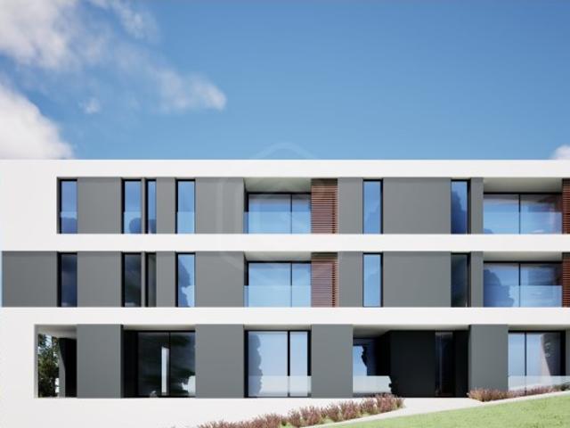 Apartamento venda em Estômbar, Faro