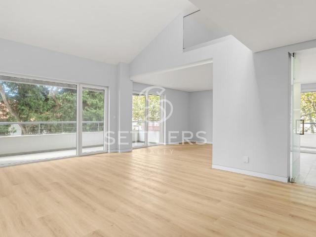 Apartamento venda em Carcavelos, Cascais