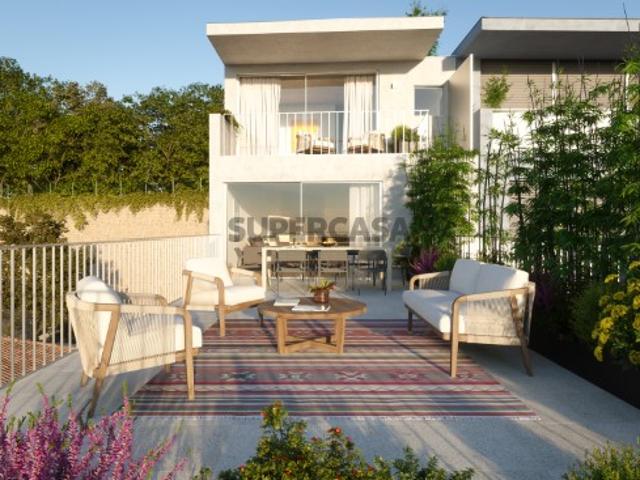 Casa venda em Porto, Lordelo Do Ouro