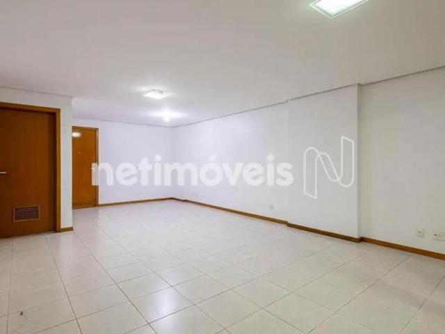 Apartamento venda em Região Geográfica Imediata do Distrito Federal, Região Integrada de Desenvolvimento do Distrito Federal e Entorno