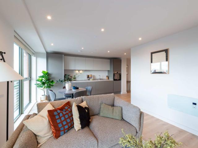 Apartment for rent in Gorse Hill, Trafford Park