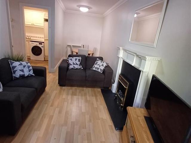 Apartment to rent in Bluebell, North Tipperary