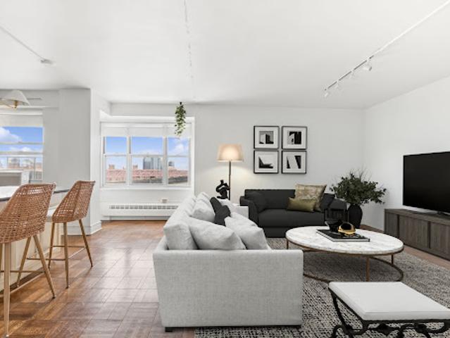 Apartment for sale in Arverne, New York