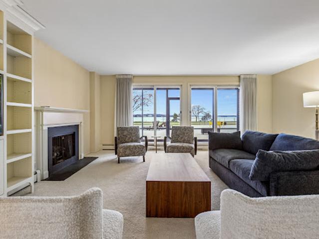 Apartment for sale in Hennepin, Minnesota