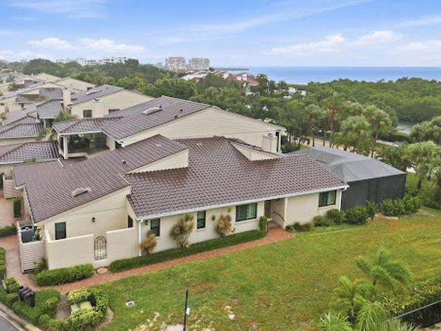 Apartment for sale in Longboat Key, Manatee County