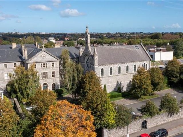 Apartment for sale in Bluebell, North Tipperary