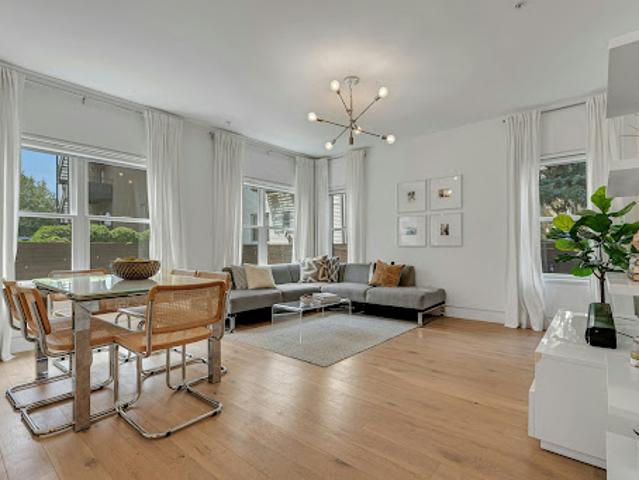Apartment for sale in Hudson, New Jersey