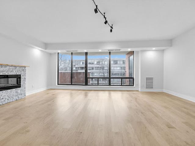 Apartment for sale in Woburn, Ontario
