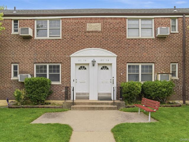 Apartment for sale in Arverne, New York