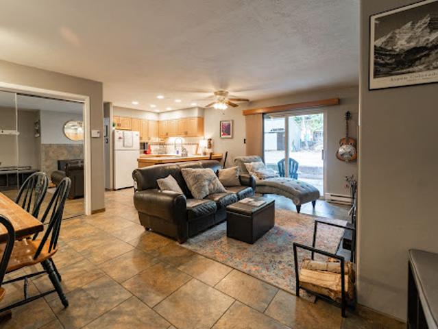 Apartment for sale in La Plata, Colorado