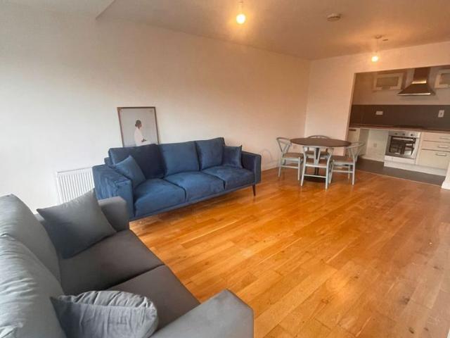 Apartment to rent in Bluebell, North Tipperary