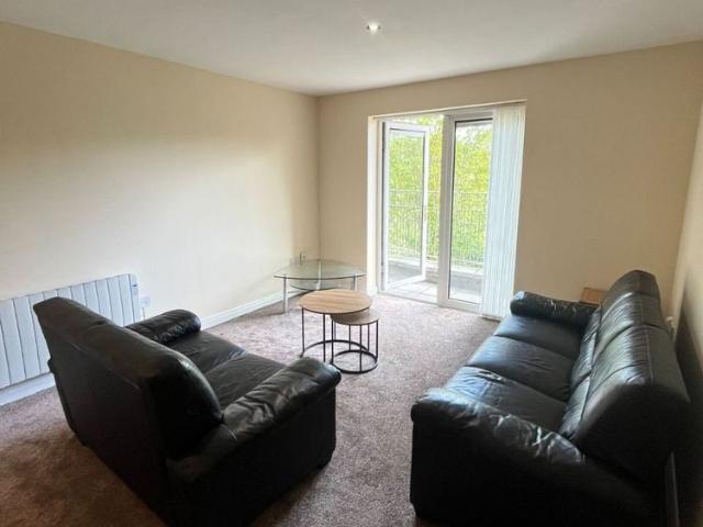 Apartment to rent in Bluebell, North Tipperary