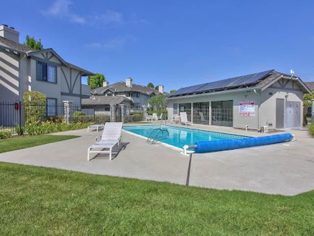 Apartment for sale in Salinas, California