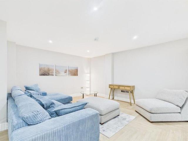 Apartment for rent in Clarawood, Northern Ireland