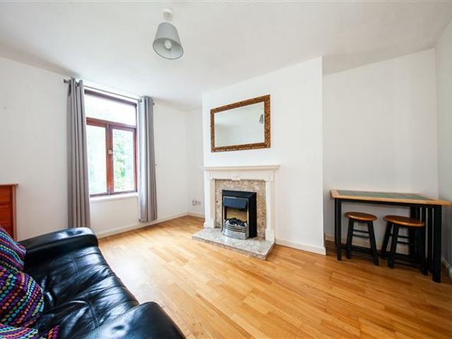 Apartment to rent in Bluebell, North Tipperary