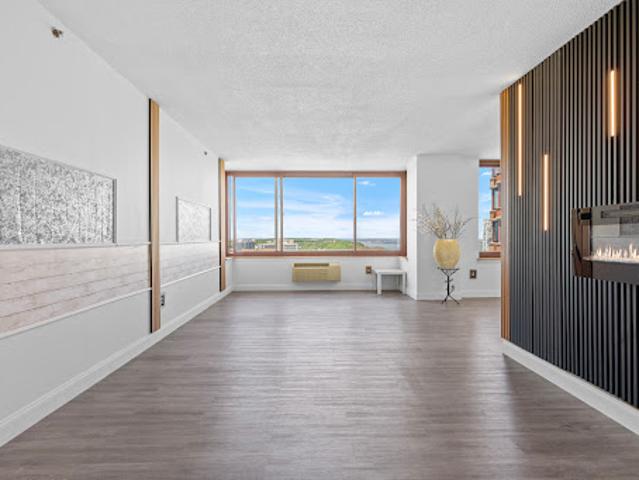 Apartment for sale in Fort Lee, New Jersey