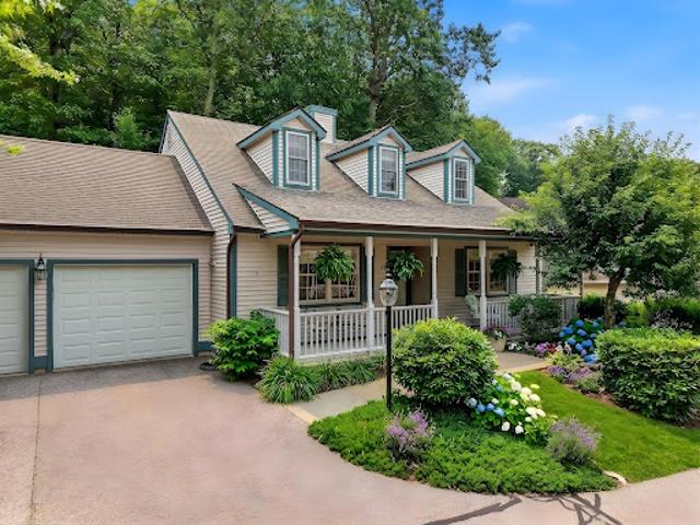 Apartment for sale in East Lyme, Connecticut